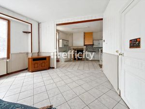 Vente maison 3 pièces 56 m² à Saint-Hippolyte (37600)  59 900 €