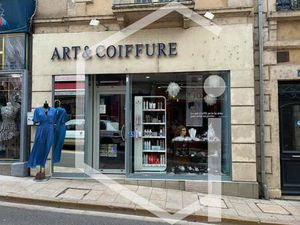 Local commercial à vendre