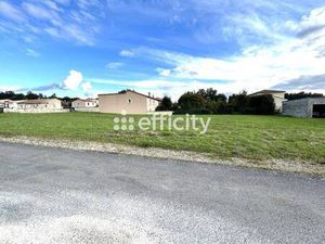 Terrain constructible viabilisé à vendre