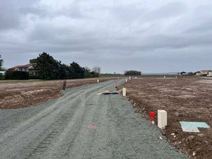 Terrain constructible viabilisé à vendre