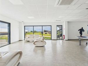 Local d'activités à vendre