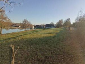 Terrain constructible viabilisé à vendre