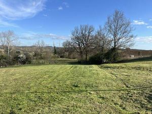 Terrain constructible viabilisé à vendre