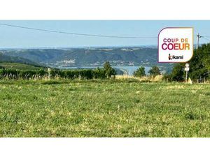 Terrain constructible viabilisé à vendre