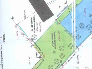 Terrain constructible viabilisé à vendre