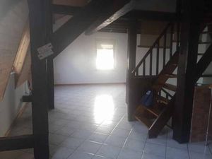 Maison à plusieurs étages à louer