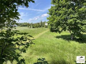 Terrain constructible viabilisé à vendre