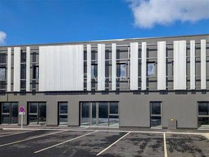 Local d'activités à vendre