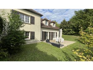 THOIRY PROCHE - MAISON 6 CHAMBRES