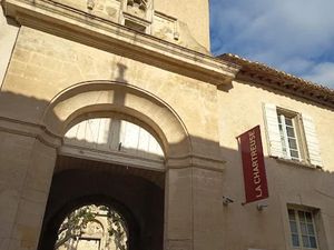 Location meublée appartement 2 pièces 35 m² à Villeneuve-les-avignon (30400)  610 €