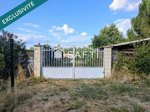 2 parcelles  Terrain plat et arboré