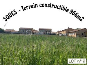 Lotissement de 966 m² à Soues