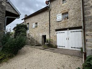 Maison ancienne de 130 m² à Turcey
