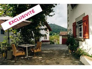 Vente maison 11 pièces 365 m² à Saint-Palais (64120)  455 000 €