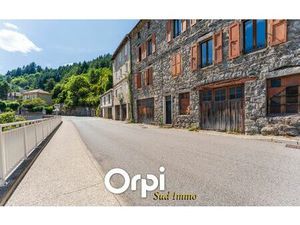 Appartement Le Cheylard 103.2 m² T-5 à vendre  65 000 €