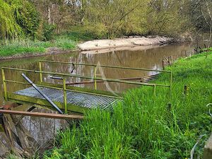 Joli terrain de loisir en bord de Beuvron