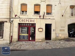 Local commercial à louer 83.6 m² - Chinon (37) - 710€