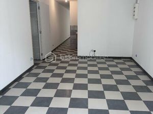 Local commercial de 60 m² à Saint-Menges