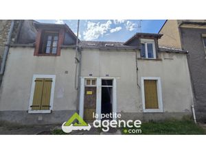 Vente maison 6 pièces 180 m² à Vierzon (18100)  59 950 €