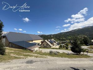 Maison à vendre LA CLUSE 10 pièce(s) 350m2 634 000€