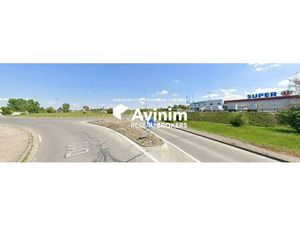 Propriété commerciale à vendre