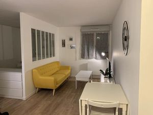 Location meublée appartement 1 pièce 29 m² à Mantes-la-Jolie (78200)  720 €