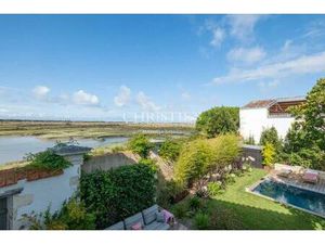 Ile De Re- Villa Et Son Annexe Avec Vue Panoramique Sur Les Marais