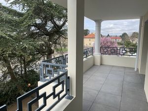 Vente appartement 3 pièces 80 m² Meyzieu (69330)