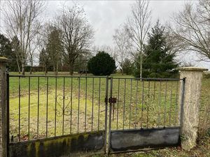 Vente terrain 2218 m² à Saunay (37110)  100 000 €