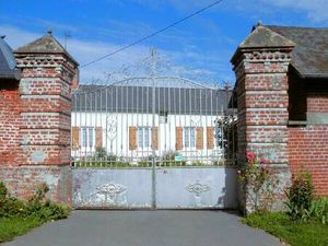 LONGERE de 122 m² avec Garage / Dépendances sur un Terrain de 1500 m²