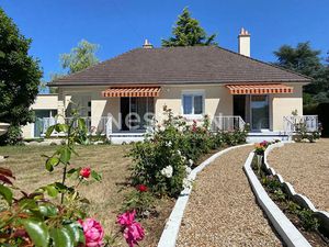 Vente maison 4 pièces 103.92 m² à Nogent-sur-Loir (72500)  221 800 €