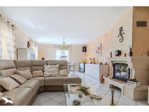 Vente maison 5 pièces 110 m² à Bonzac (33910)  233 000 €