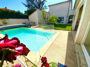 Maison moderne à Montélimar avec piscine et confort éco-responsa