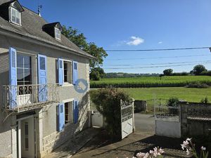 Vente maison 6 pièces 157 m² Navarrenx (64190)