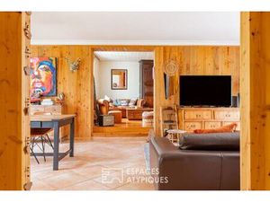 Maison de caractère avec jardin et piscine