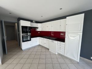 Location Appartement 3 pièces 61m² LUC LA PRIMAUBE 12450