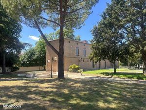 Terrain 540 m² Roquettes