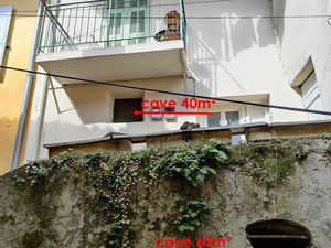 Cave 40+60m² dans le village