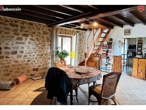 Propriété 4 pièces 95 m²