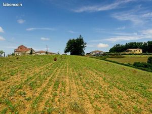 Terrain 3 000 m² Bassoues