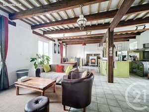 Maison 10 pièces 300 m²