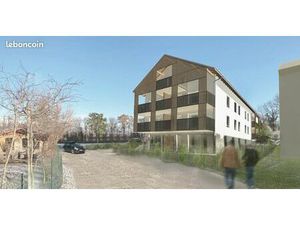 T4 de 87 m² - CHENEX 331 000