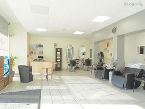 Fonds de commerce  salon de coiffure 75 m² LAXOU