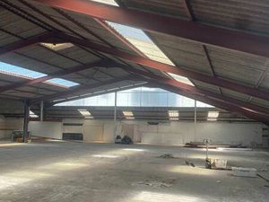 Entrepôt 1200 m² SAINT JUNIEN