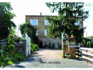 Propriété 8 pièces 270 m²