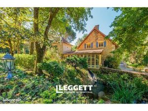 Maison 8 pièces 278 m²