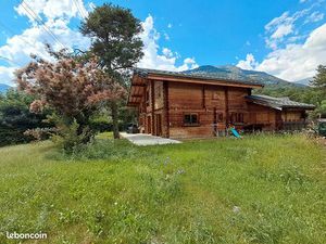 Chalet 8 pièces 157 m²