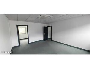 Bureaux 300 m² Albertville