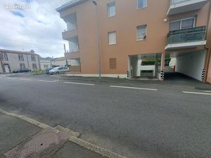 Large Stationnement sécurisé en sous sol - La Joliverie  Saint Sébastien sur Loire
