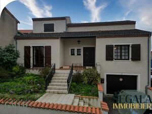 Vente maison 5 pièces 153 m² à Carmaux (81400)  190 000 €